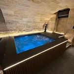 Daire Prive Xxl Dans Cave Voutee - Luxe Romantique Bordeaux