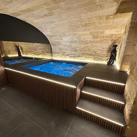 Prive Xxl Dans Cave Voutee - Luxe Romantique