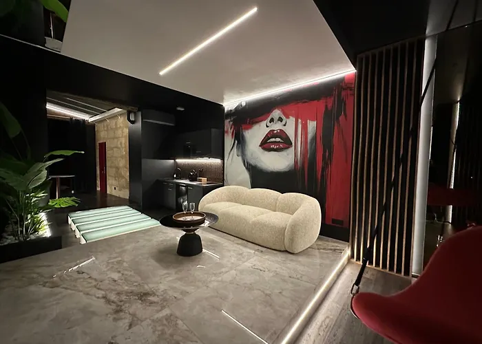 Prive Xxl Dans Cave Voutee - Luxe Romantique