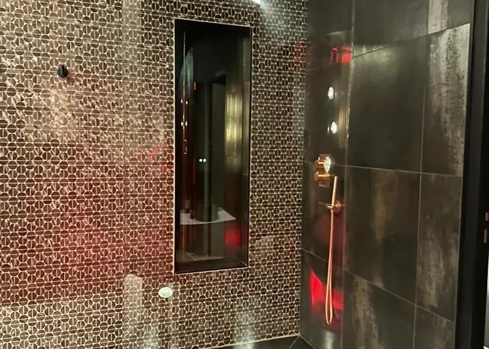 Prive Xxl Dans Cave Voutee - Luxe Romantique Bordeaux